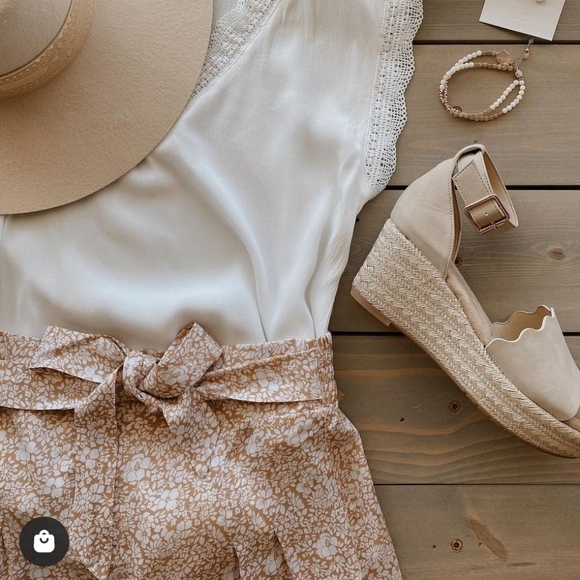 Molly Bracken Pants - Molly Bracken petal woven pants